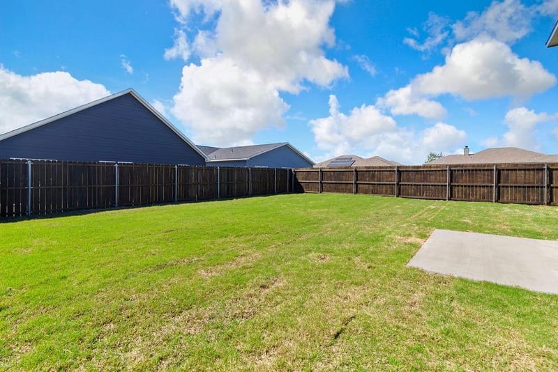 221 Marble Creek Drive, Fort Worth TX 76131 - Photo 30