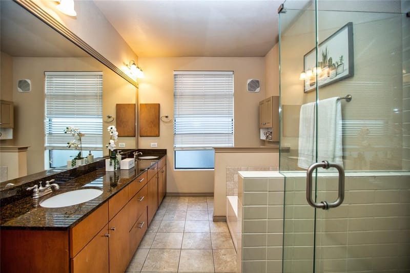 1201 Beaconsfield Lane # 108, Arlington TX 76011 - Photo 16