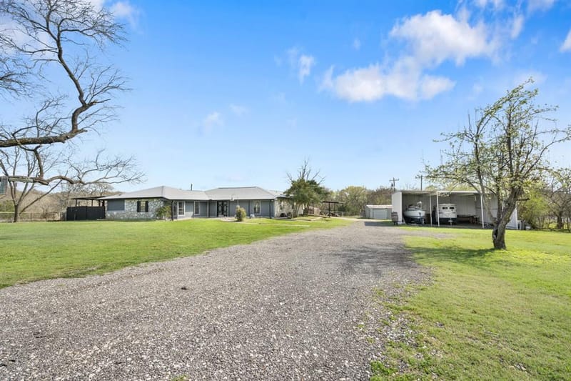 1012 County Road 701a, Cleburne TX 76031 - Photo 20