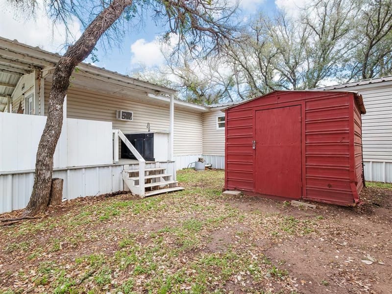 109 Minton Lane, Brownwood TX 76801 - Photo 20