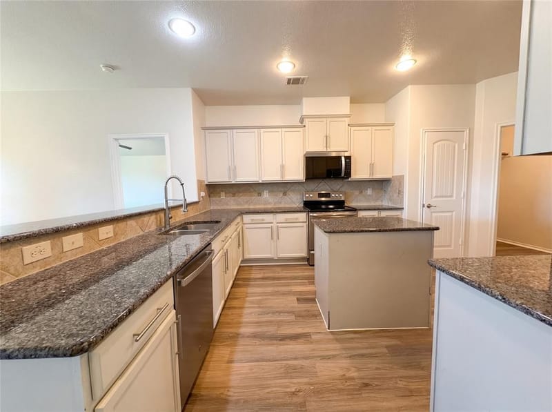 5591 Coventry Drive, Prosper TX 75078 - Photo 8