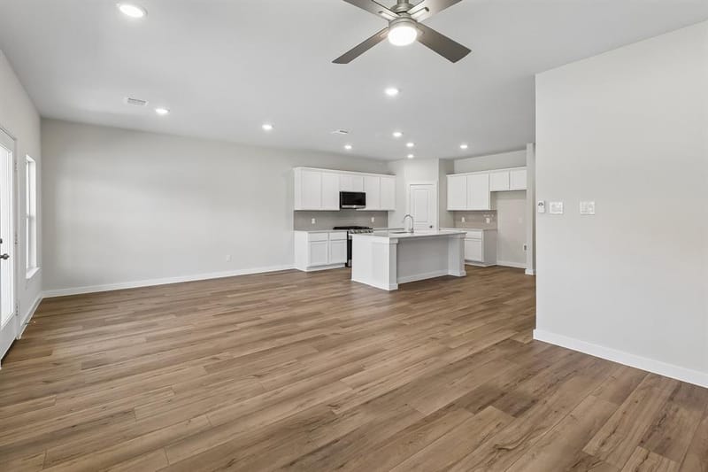 727 Carson Drive, Forney TX 75126 - Photo 7