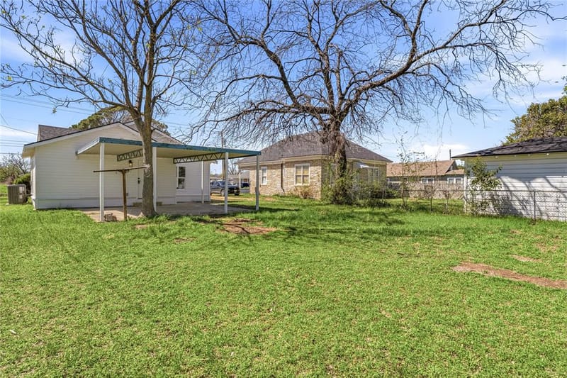 815 Garrison Street, Waco TX 76704 - Photo 32