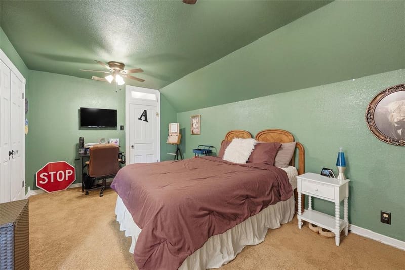 306 E Tarrant Street, Bowie TX 76230 - Photo 23