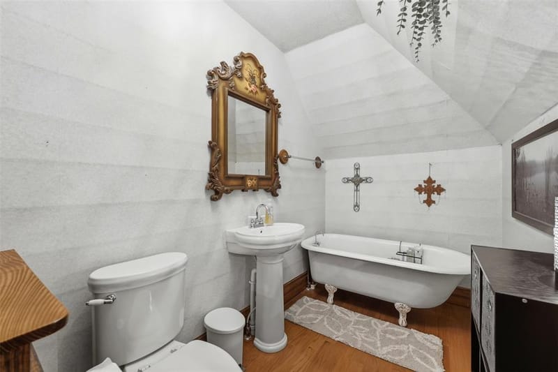 306 E Tarrant Street, Bowie TX 76230 - Photo 27