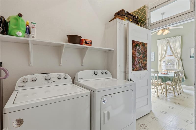 306 E Tarrant Street, Bowie TX 76230 - Photo 20