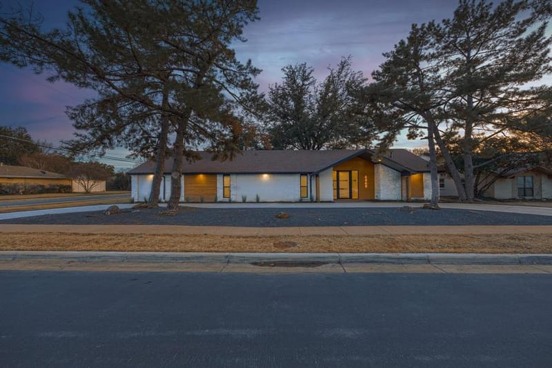 4048 Allencrest Lane, Dallas TX 75244 - Photo 6