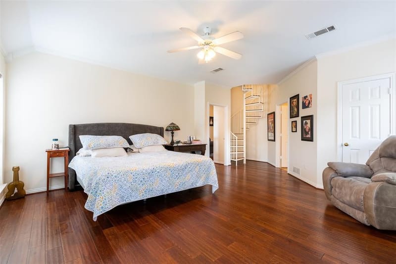 910 Kings Court, Duncanville TX 75137 - Photo 17