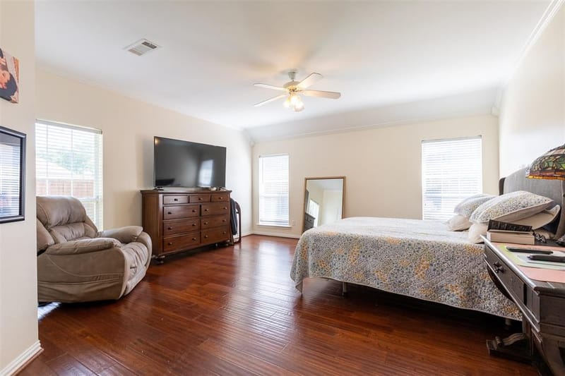 910 Kings Court, Duncanville TX 75137 - Photo 16