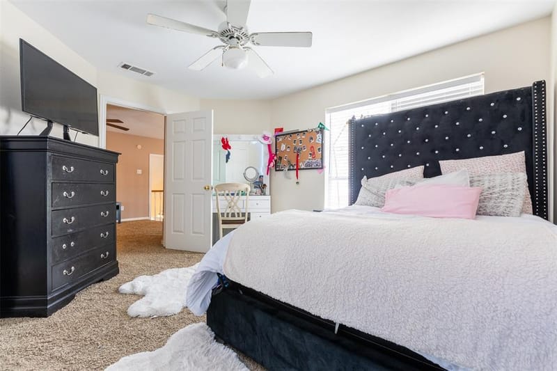 910 Kings Court, Duncanville TX 75137 - Photo 32