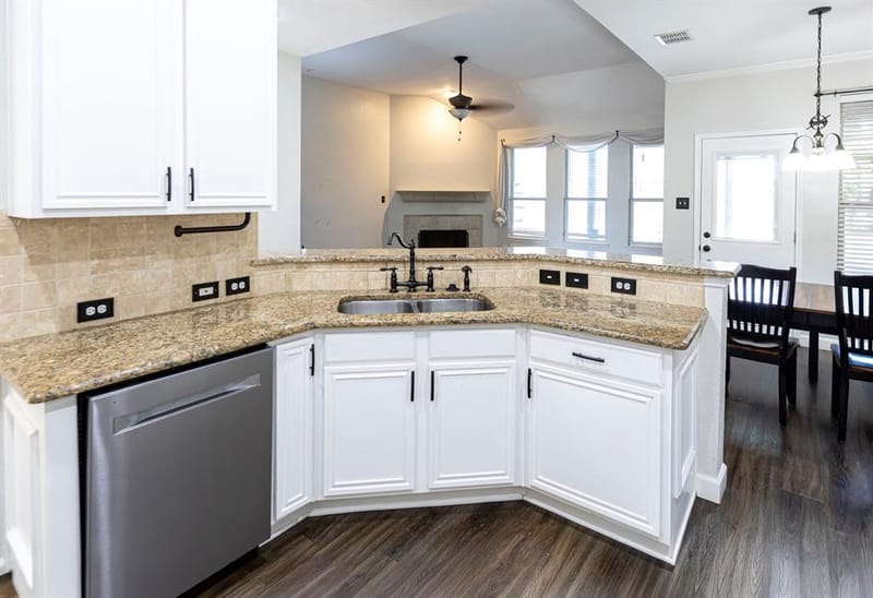 9509 Glenshee Drive, Rowlett TX 75089 - Photo 7