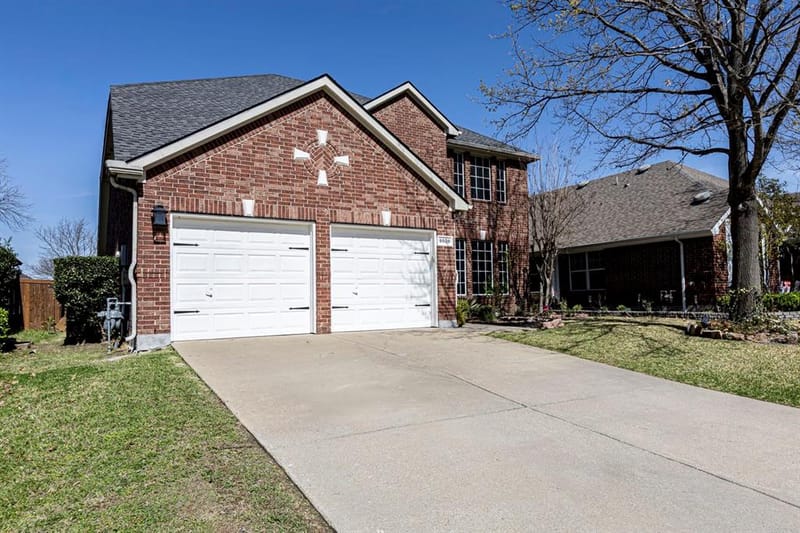 9509 Glenshee Drive, Rowlett TX 75089 - Photo 3