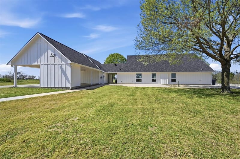 248 Roan Lane, Sherman TX 75090 - Photo 5