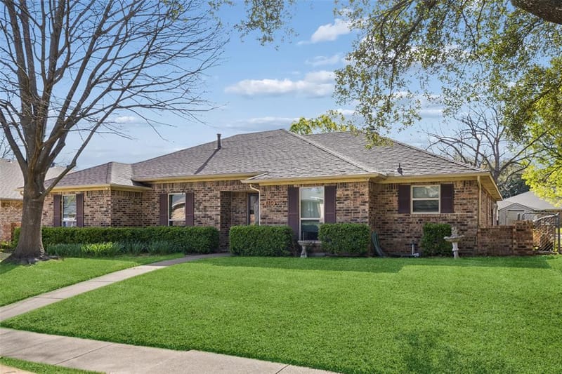 810 Meadowgate Drive, Garland TX 75040 - Photo 3