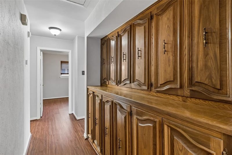 810 Meadowgate Drive, Garland TX 75040 - Photo 15
