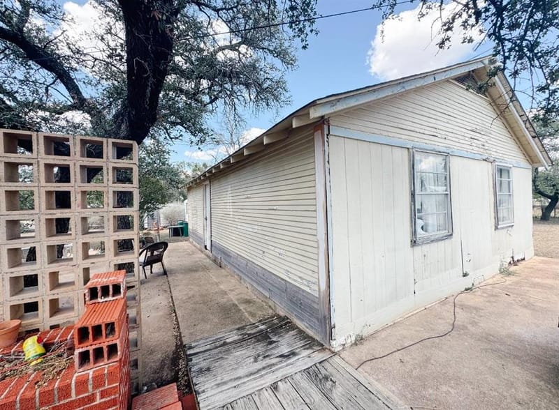 3410 Austin Avenue, Brownwood TX 76801 - Photo 12