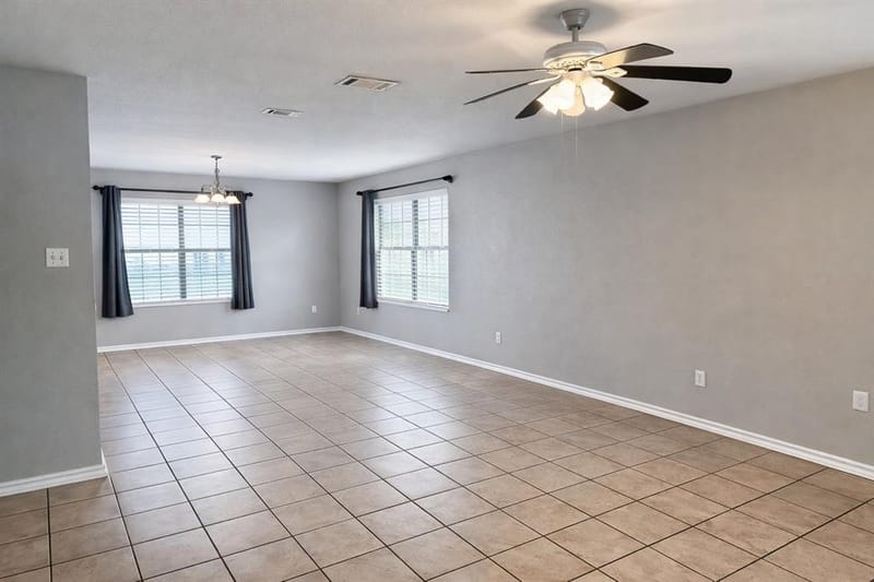 914 N Catherine Street, Terrell TX 75160 - Photo 2