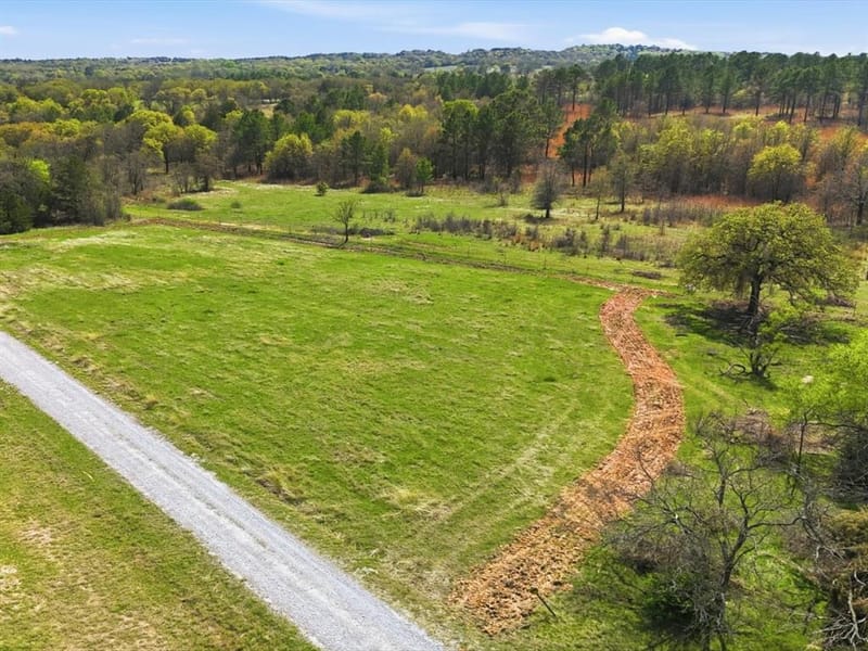 2548 County Road 2690, Alvord TX 76225 - Photo 6