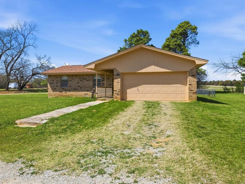 2548 County Road 2690, Alvord TX 76225 - Photo 28