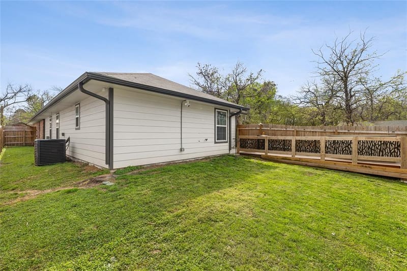 101 Ross Street W, Sulphur Springs TX 75482 - Photo 26