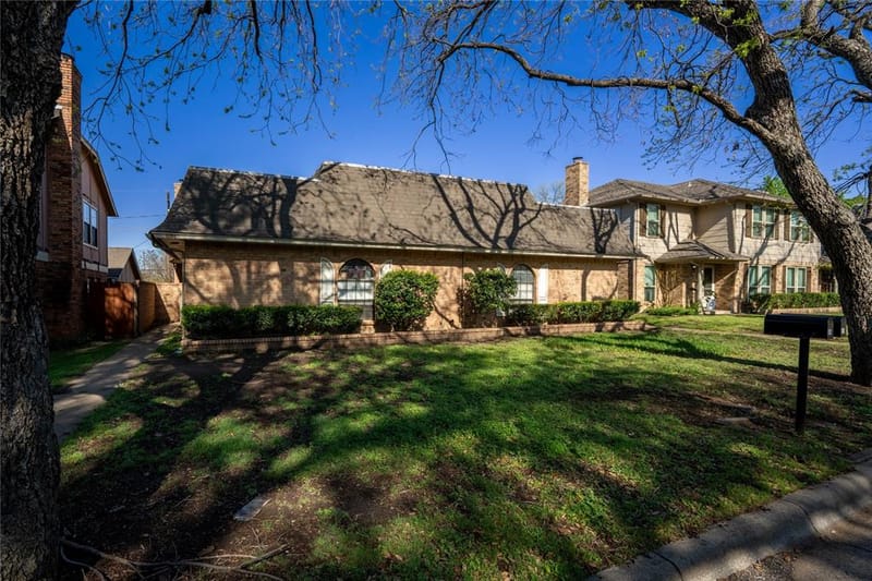 604 Windgate Court, Arlington TX 76012