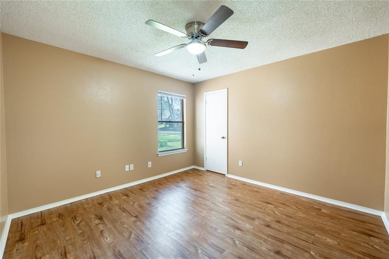 604 Windgate Court, Arlington TX 76012 - Photo 11