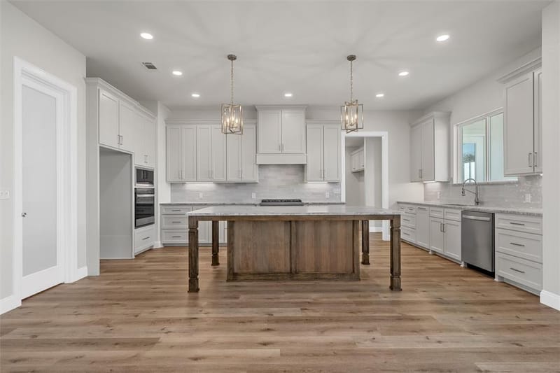 995 Galaxy Road, Woodway TX 76712 - Photo 13