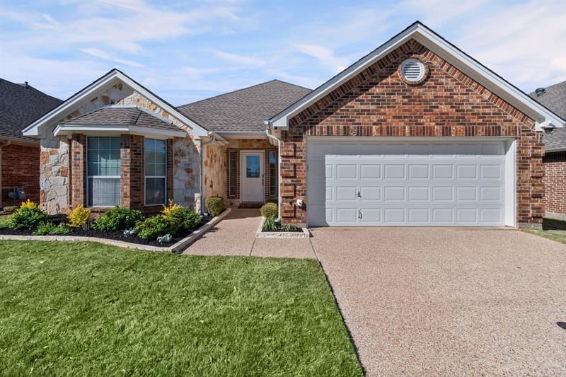 111 Crestway Drive # 24, Cedar Hill TX 75104