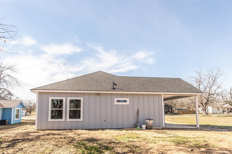 307 Bonham Street, Nocona TX 76255 - Photo 25