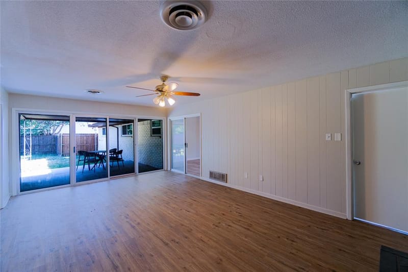 5801 Wedgworth Road, Fort Worth TX 76133 - Photo 7