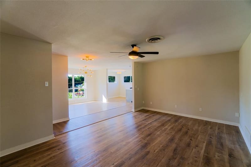 5801 Wedgworth Road, Fort Worth TX 76133 - Photo 9