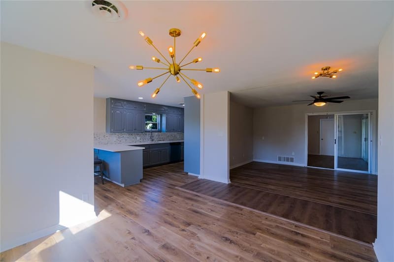 5801 Wedgworth Road, Fort Worth TX 76133 - Photo 10