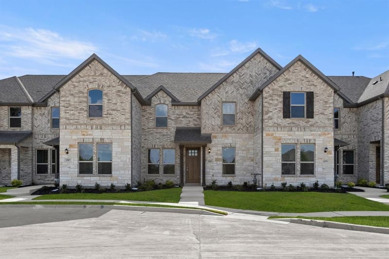1983 Gentle Oak Trail, Corinth TX 76210