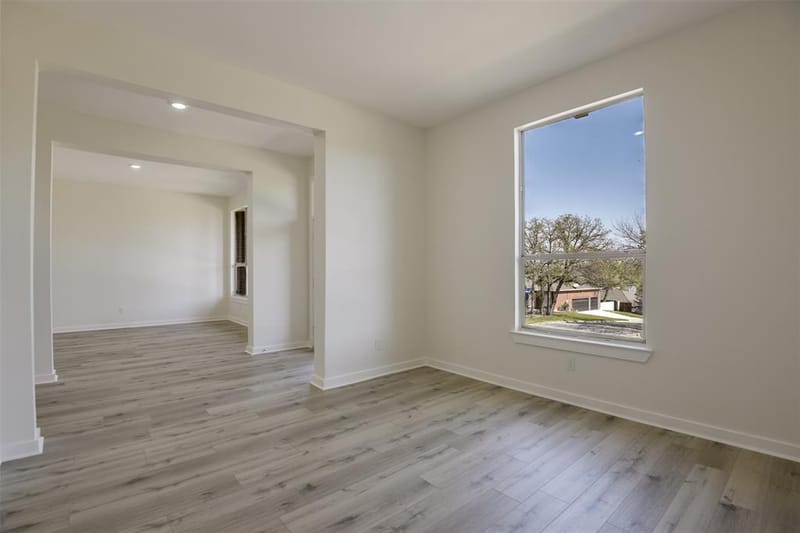 2916 Forestwood Drive, Arlington TX 76006 - Photo 6