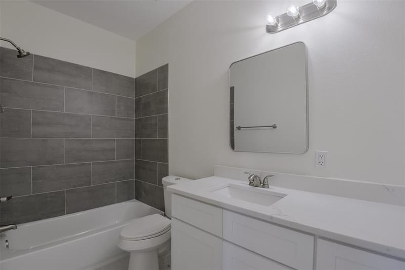 2916 Forestwood Drive, Arlington TX 76006 - Photo 32