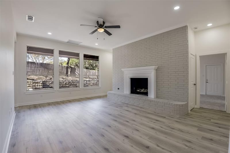 2916 Forestwood Drive, Arlington TX 76006 - Photo 9