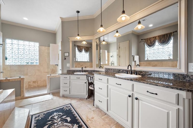 2703 Katherine Court, Dalworthington Gardens TX 76016 - Photo 18
