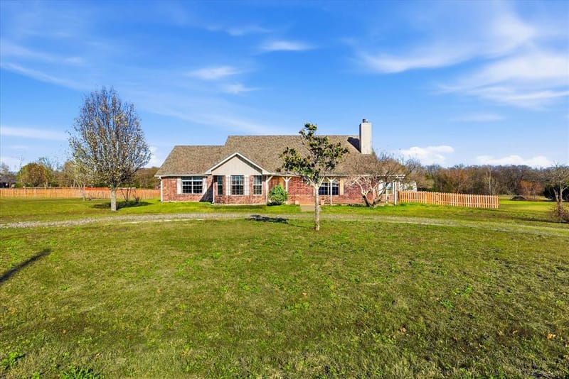 112 Harli Drive, Trenton TX 75490 - Photo 3