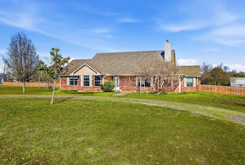 112 Harli Drive, Trenton TX 75490 - Photo 4