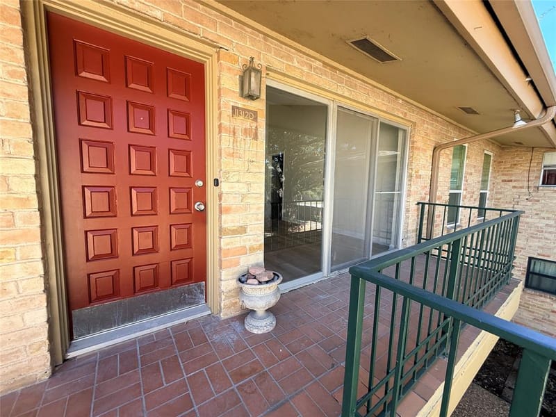 11312 Park Central Place # D, Dallas TX 75230 - Photo 2