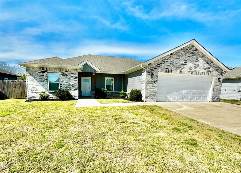 3828 Skylane Avenue, Corsicana TX 75110 - Photo 15