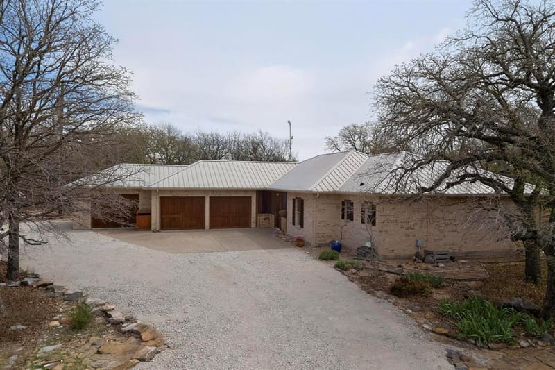 185 Silver Lakes Drive, Sunset TX 76270 - Photo 3