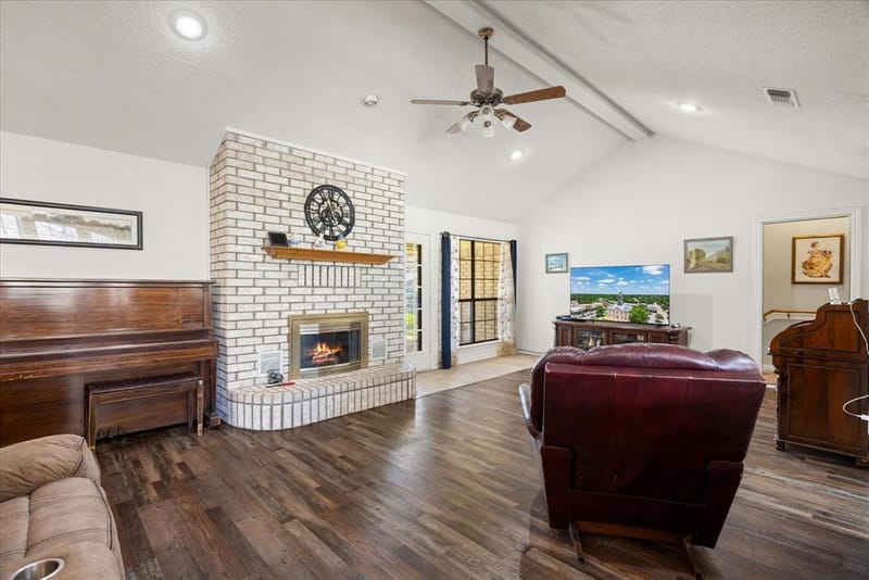1701 Hitching Post Road, Granbury TX 76049 - Photo 6