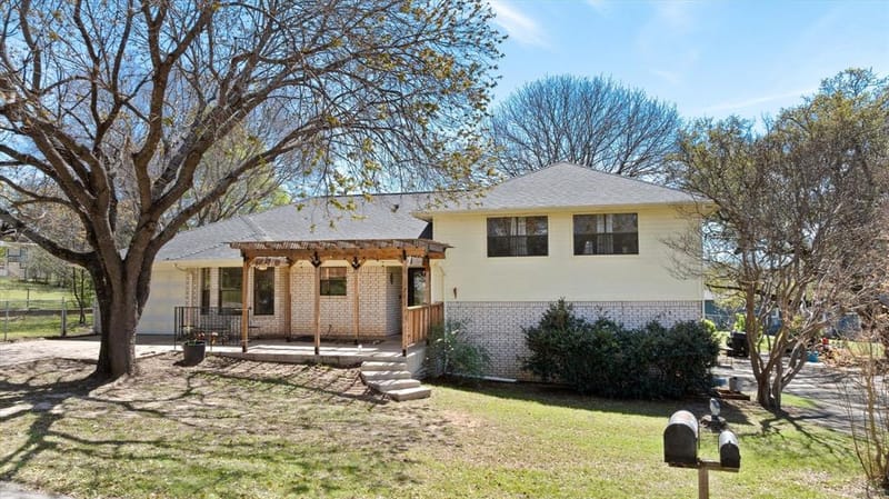 1701 Hitching Post Road, Granbury TX 76049 - Photo 36