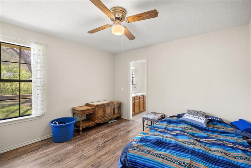 1701 Hitching Post Road, Granbury TX 76049 - Photo 18
