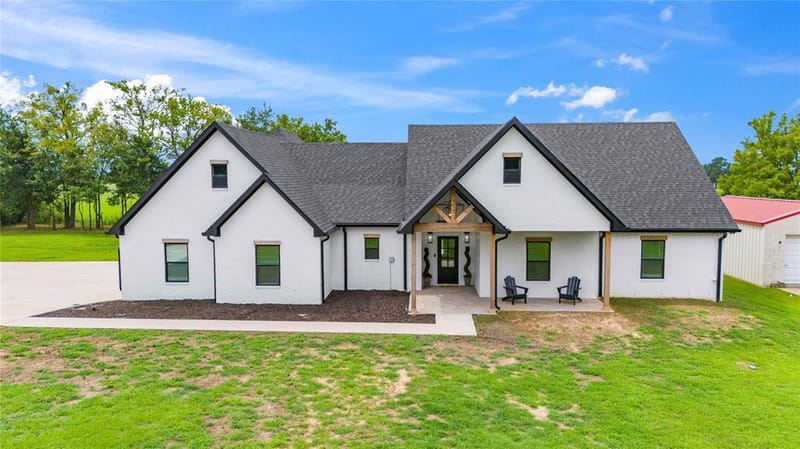 7 Silver Spur Drive, Mount Pleasant TX 75455 - Photo 3