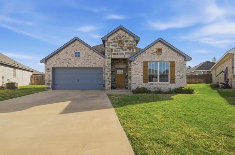 315 Bronco Drive, Pilot Point TX 76258 - Photo 5