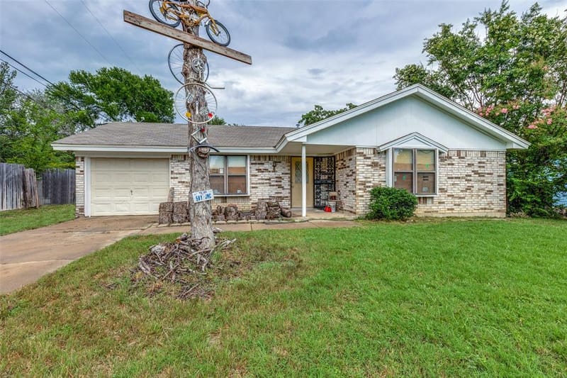 101 Gordon Drive, Azle TX 76020 - Photo 5