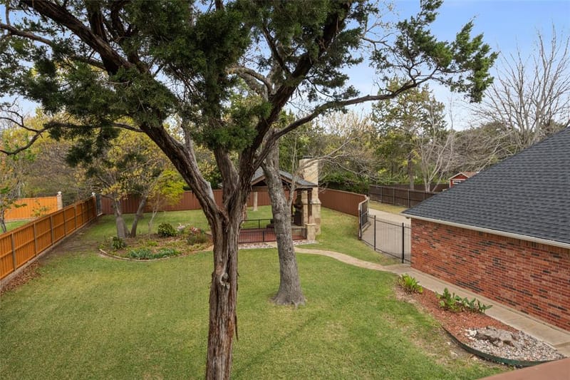 8 Equestrian Trail, Duncanville TX 75116 - Photo 33