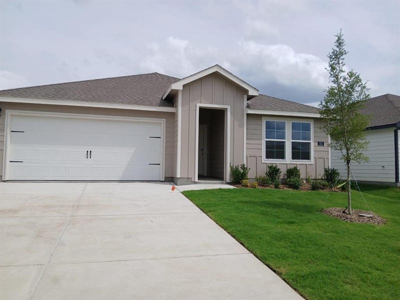 315 Whispering Pine Drive, Royse City TX 75189